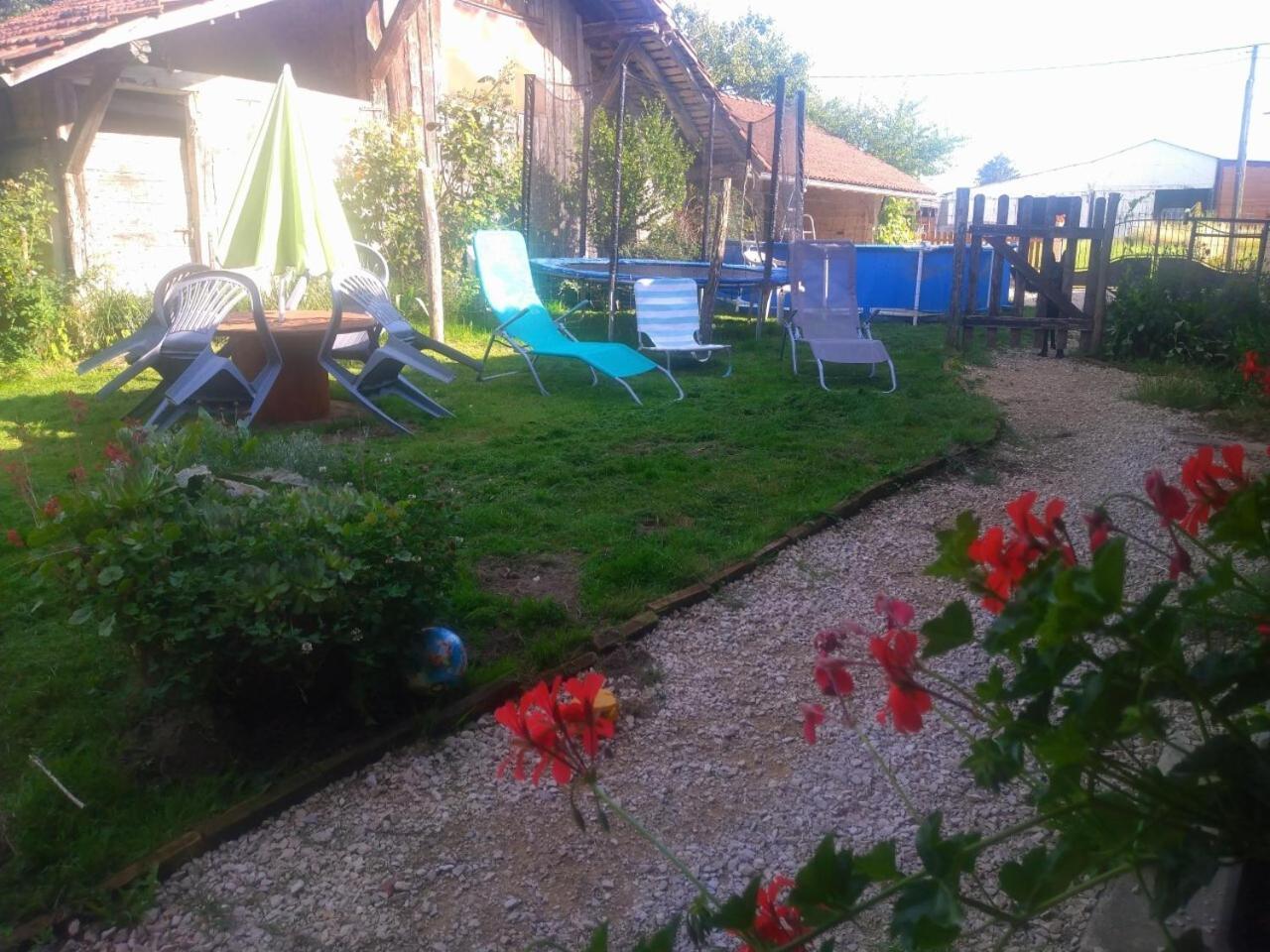 A La Poularde B&B Curciat-Dongalon Habitación foto